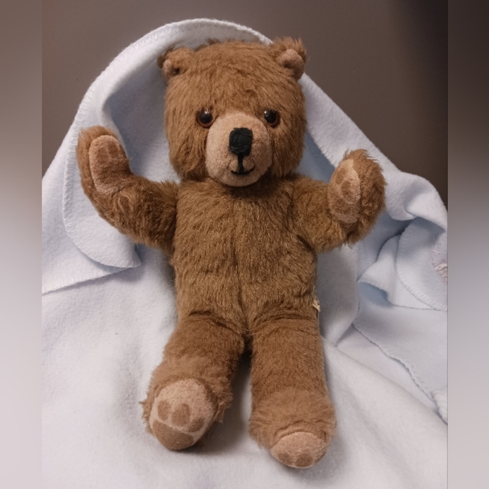 Vintage1978 Original Teddy bear by ideal toyCorp Brown plush. Measures about 15"